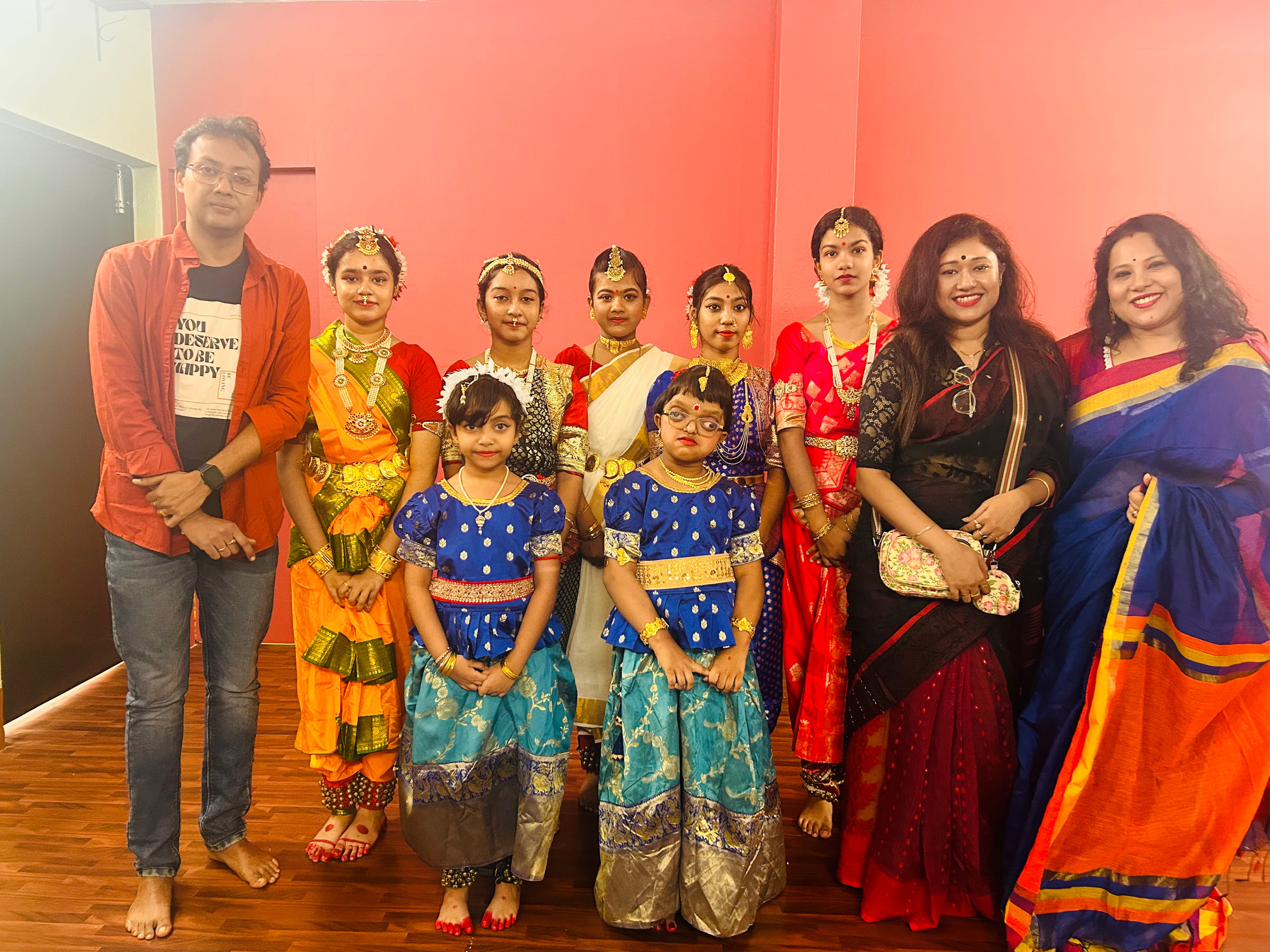 Students group photo at Chhandam Dance Academy Kolkata